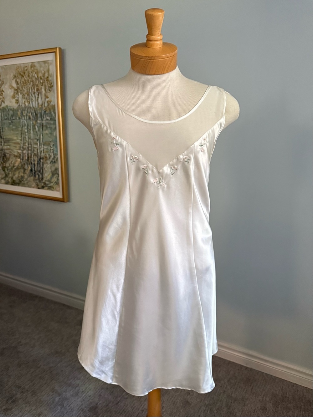 Gloria Vanderbilt White Satin Chemise Nightgown Mesh Yoke Embroidered 90's